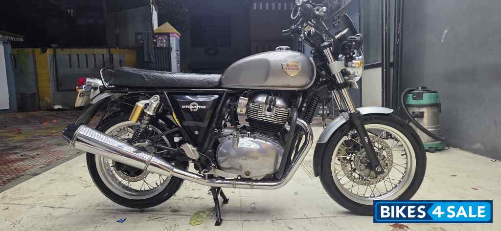 Royal Enfield Interceptor 650 Twin
