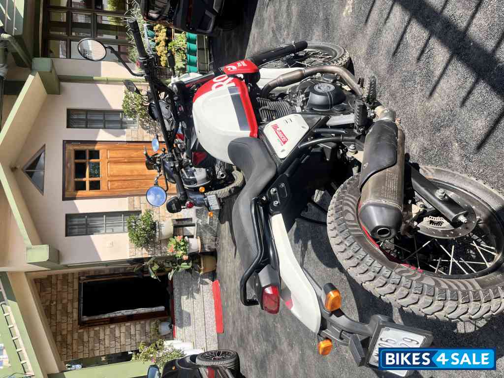 White Flame Royal Enfield Scram 411