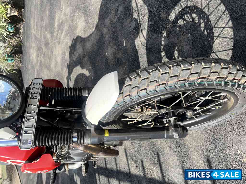 White Flame Royal Enfield Scram 411