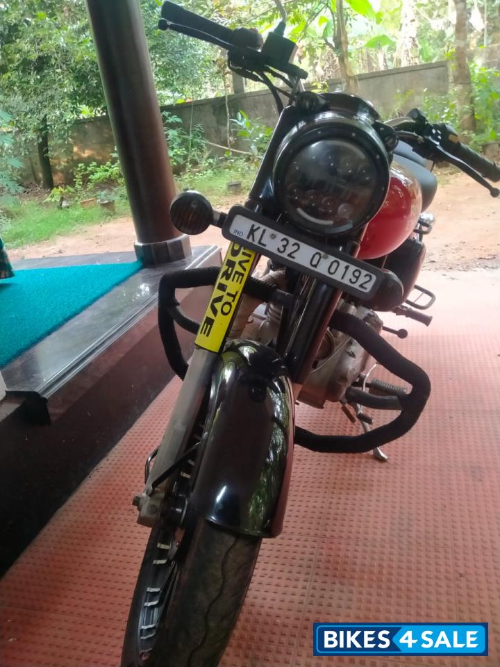 Redditch Red Royal Enfield Classic 350 Redditch Red