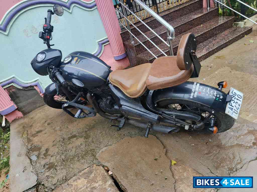 Black Jawa Perak BS6