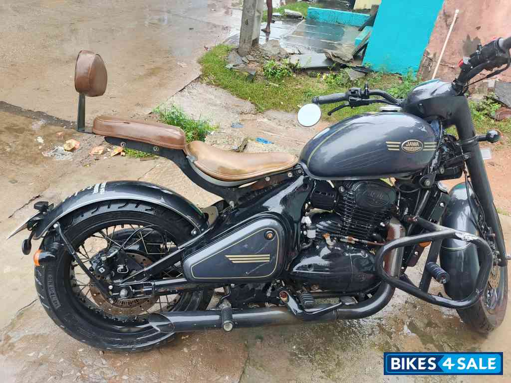 Black Jawa Perak BS6