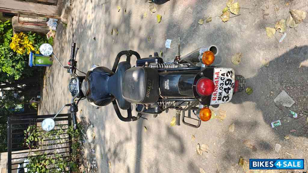 Black Royal Enfield Classic 350