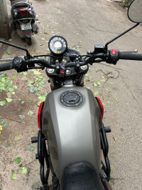 Royal Enfield Scram 411