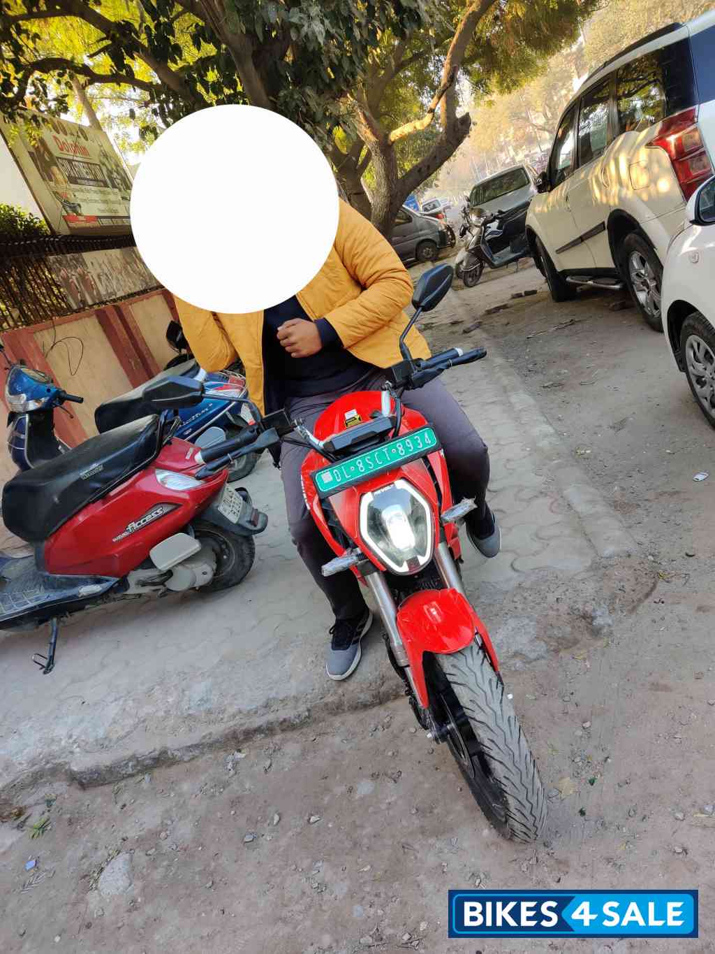 Eclipse Red Revolt RV400 Eclipse Red