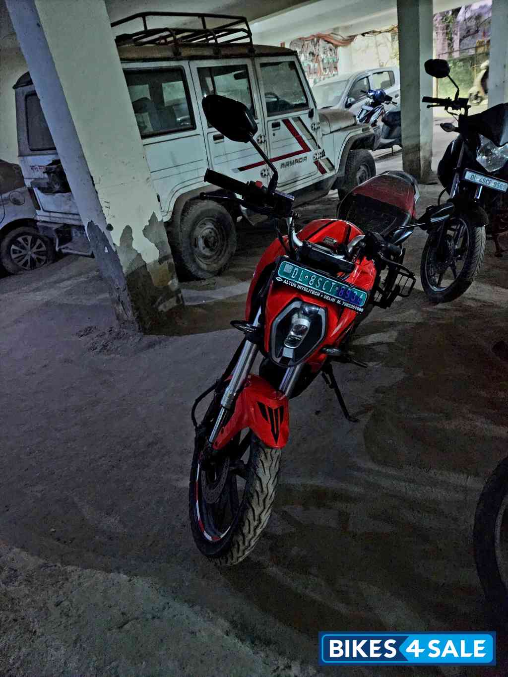 Eclipse Red Revolt RV400 Eclipse Red