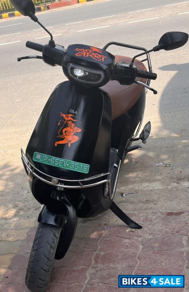 Mate Black Ola S1 Pro