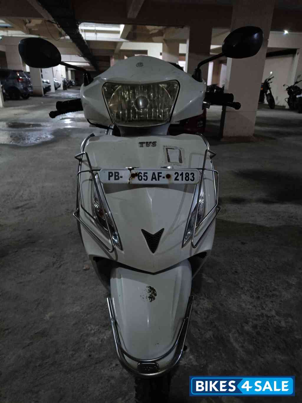 White TVS Jupiter ZX