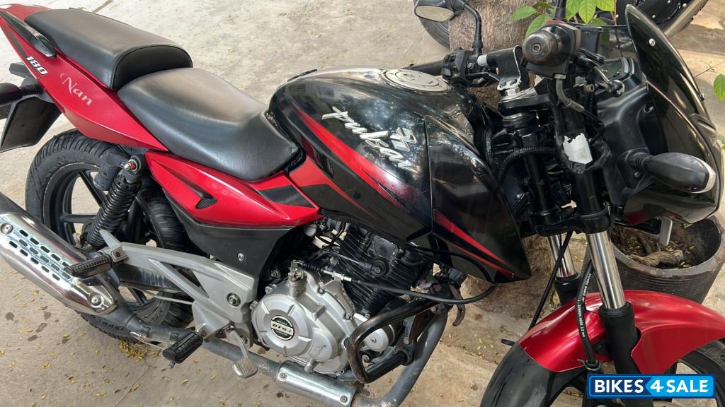 Red And Black Bajaj Pulsar 180