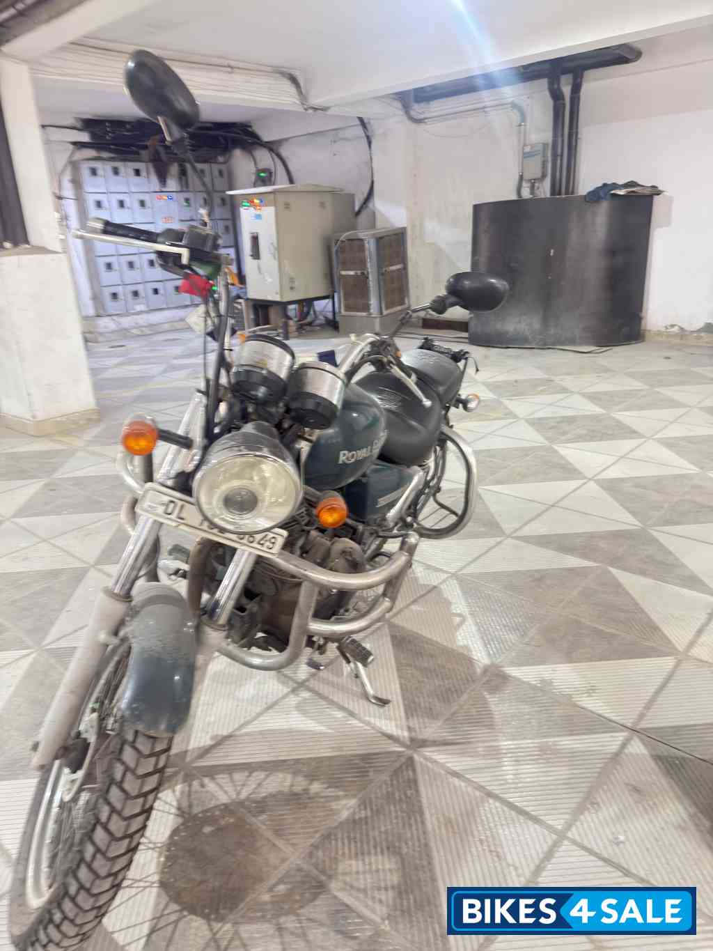 Royal Enfield Thunderbird 350 Royal Enfield Thunderbird 350