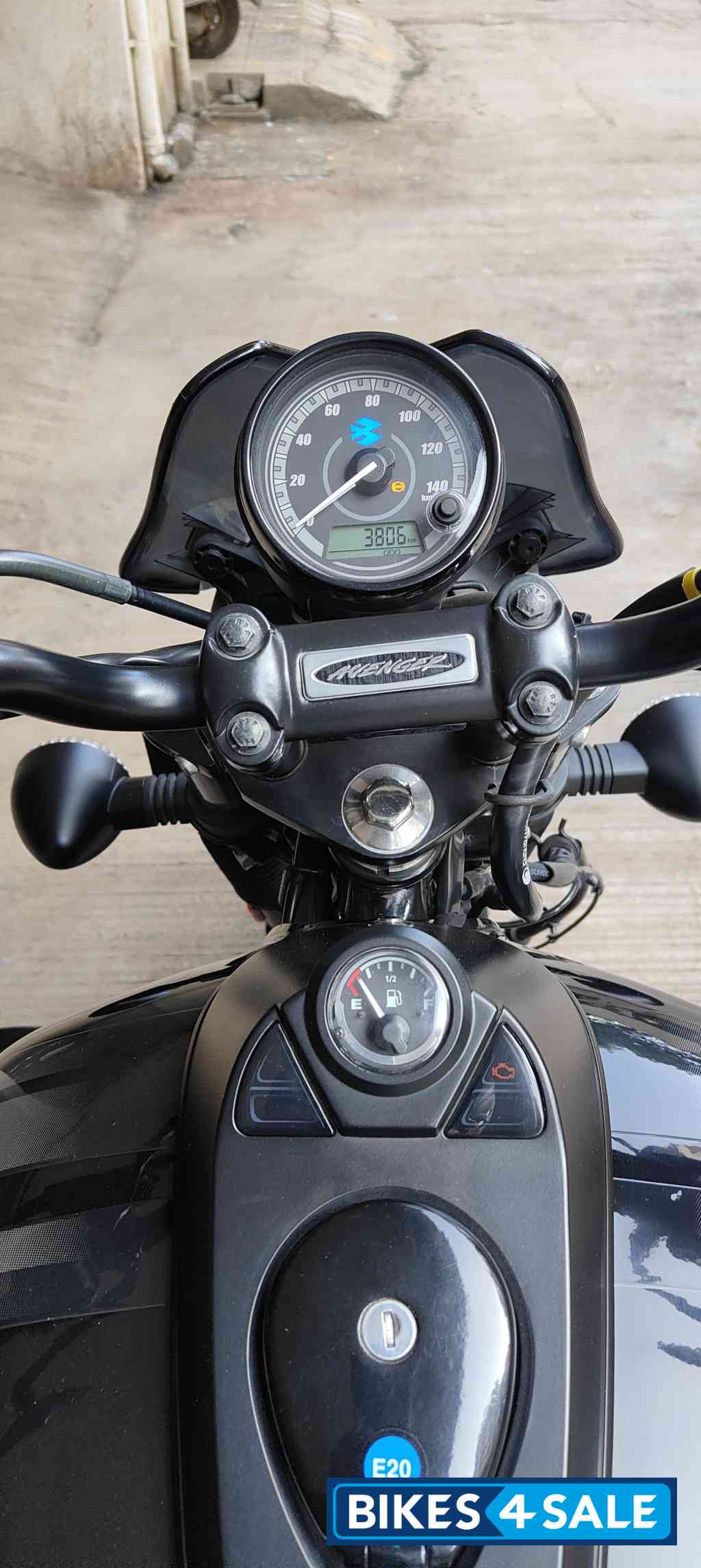 Black Bajaj Avenger Street 160