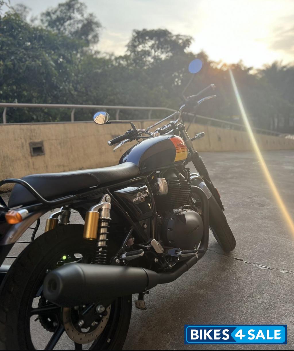 Barcelona Blue Royal Enfield 2023 Interceptor 650