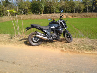 Mahindra Mojo 300 ABS BS6