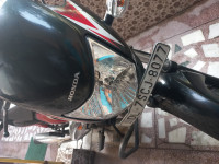 Red Black Honda Dream Yuga