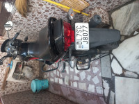 Red Black Honda Dream Yuga