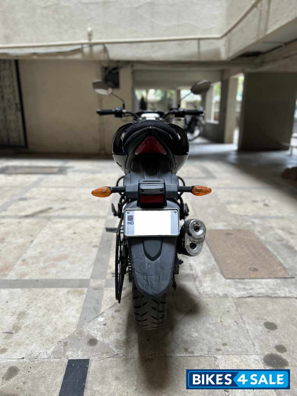 Black Suzuki Gixxer 150