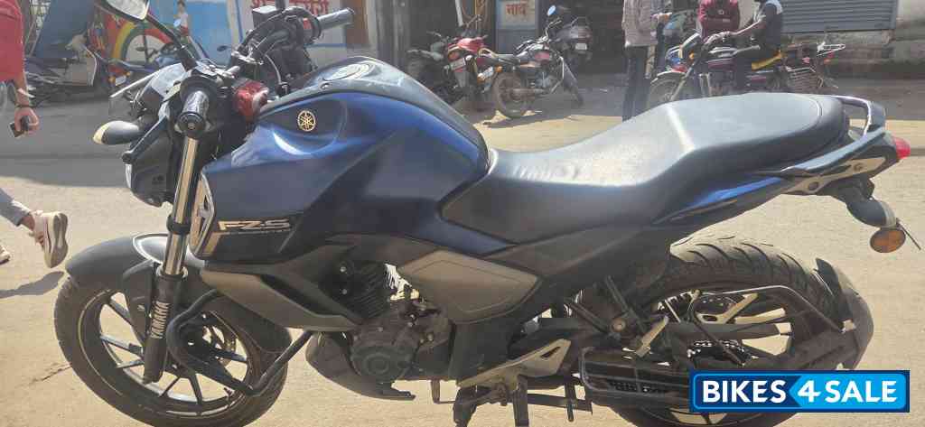 Yamaha FZ-S FI V3 BS6
