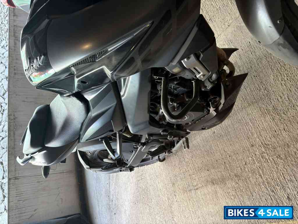 Bajaj Pulsar 200 NS ABS