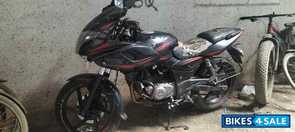 Black Red Bajaj Pulsar 220 DTSi