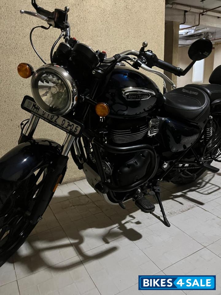 Dark Blue Royal Enfield Meteor 350