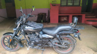 Black Bajaj Avenger Street 160 BS6