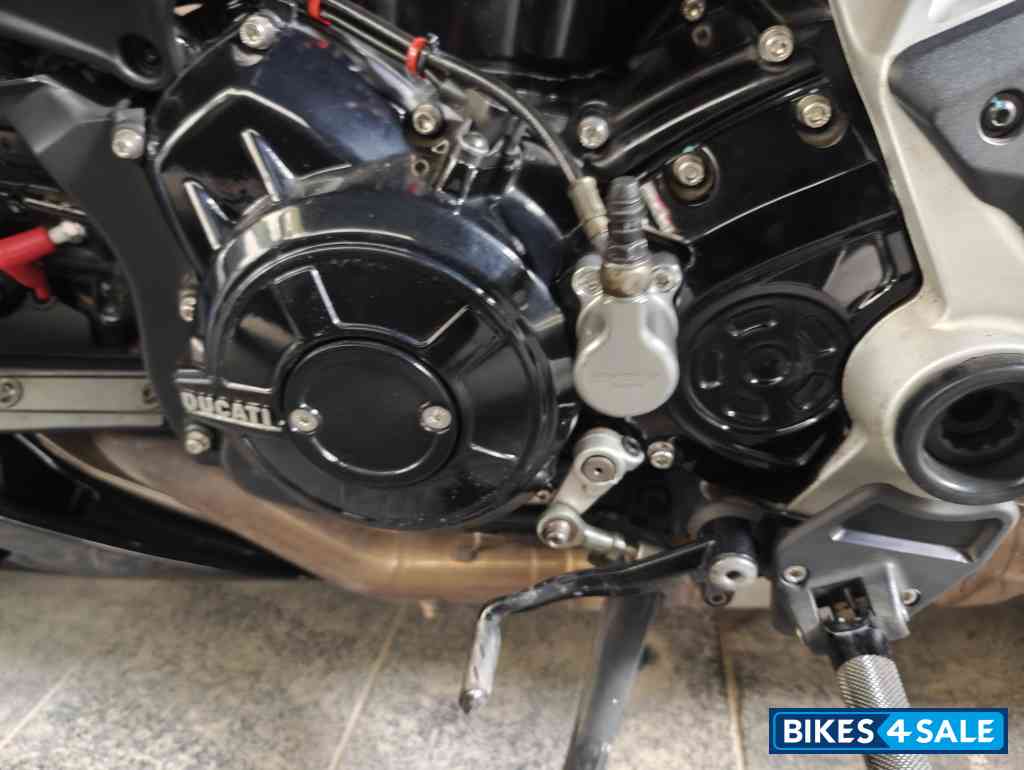 Black Ducati XDiavel S