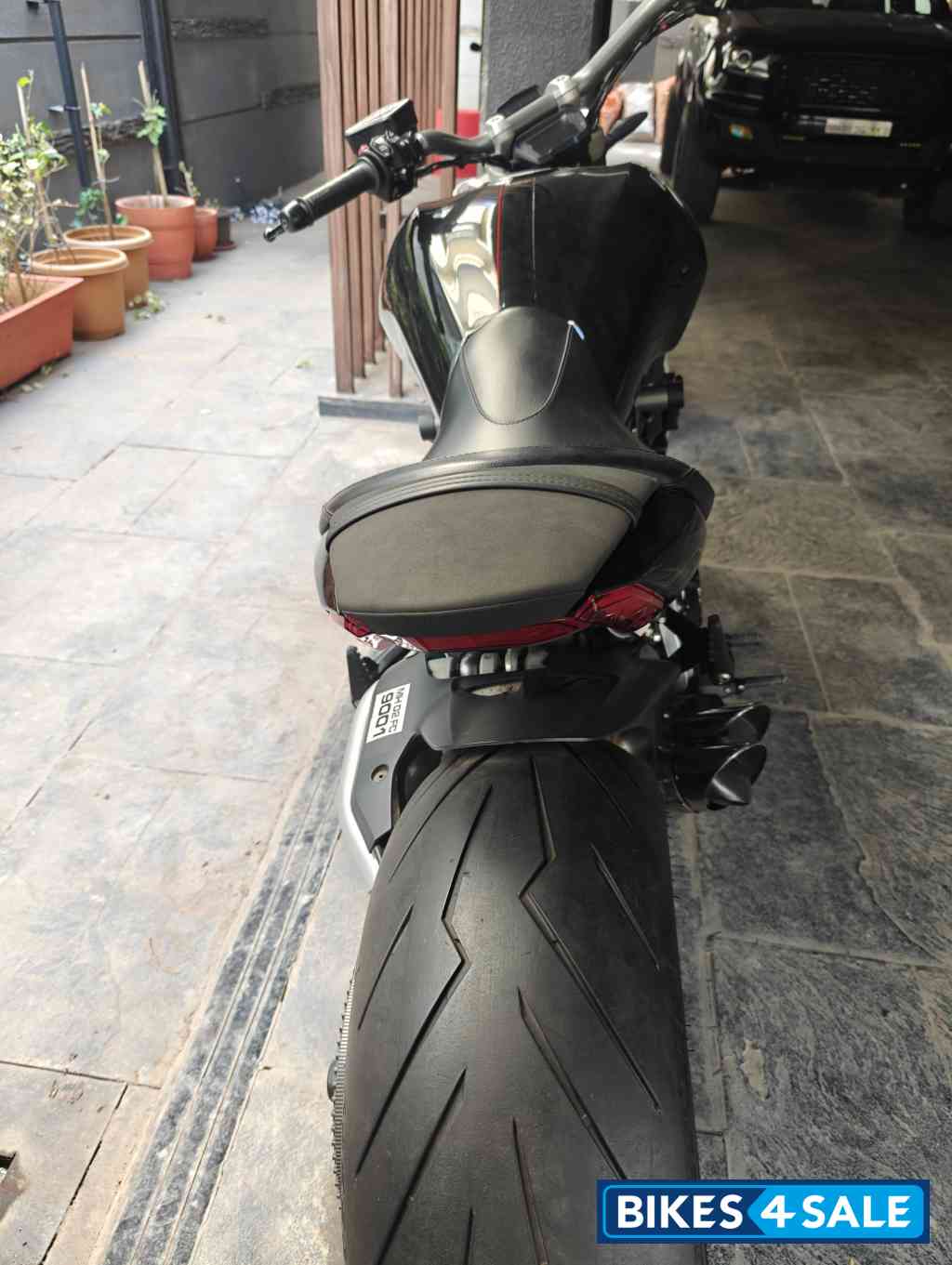 Black Ducati XDiavel S