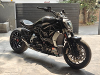 Black Ducati XDiavel S