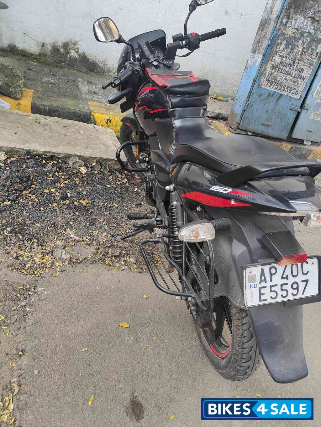 Bajaj Pulsar 150 BS6