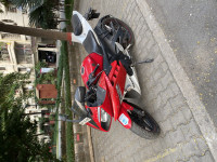 Yamaha YZF R15 V2