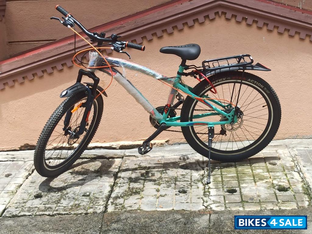 Bicycle  Action Swagger