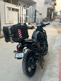 Yezdi Adventure Matte