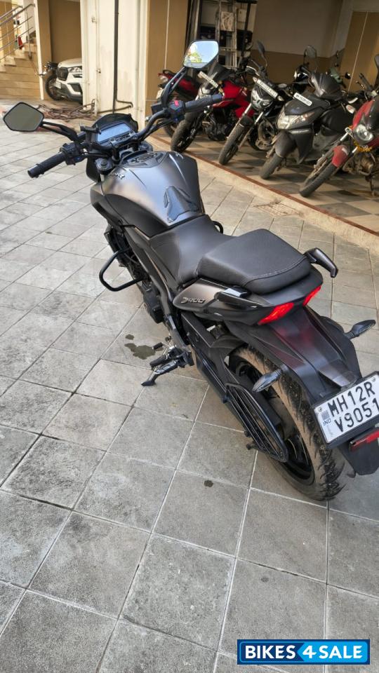 Bajaj Dominar 400 Disc