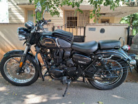 Black Benelli Imperiale 400 BS6