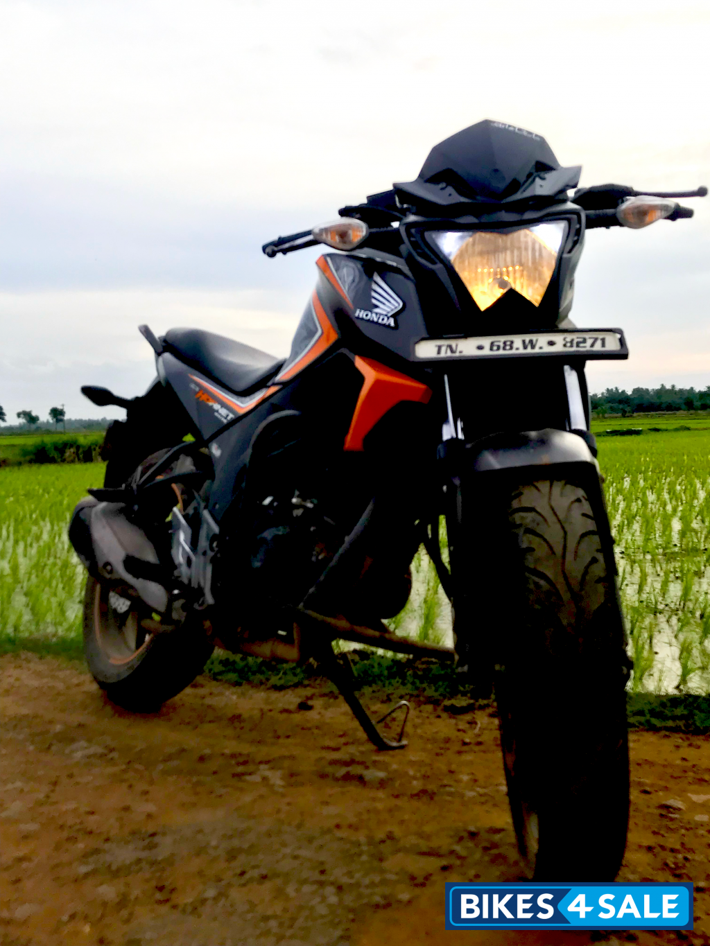 Honda CB Hornet 160R