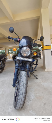 Royal Enfield Hunter 350 Metro