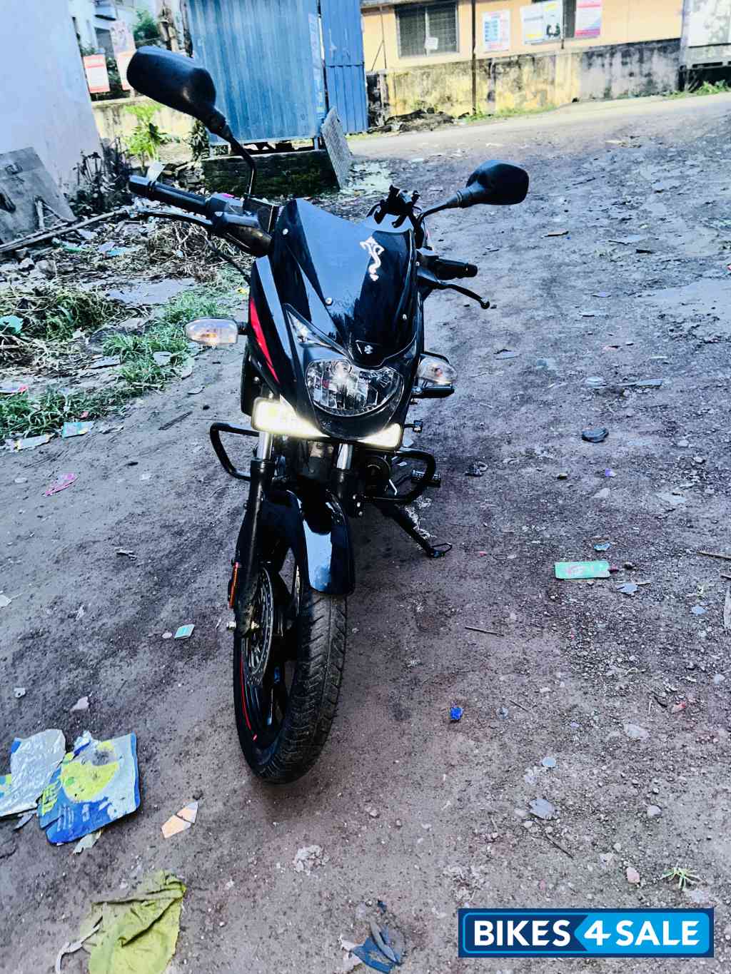 Red Black Bajaj Pulsar 125