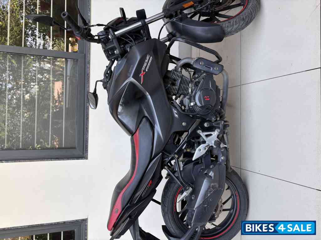 Hero Xtreme 160R Stealth Edition