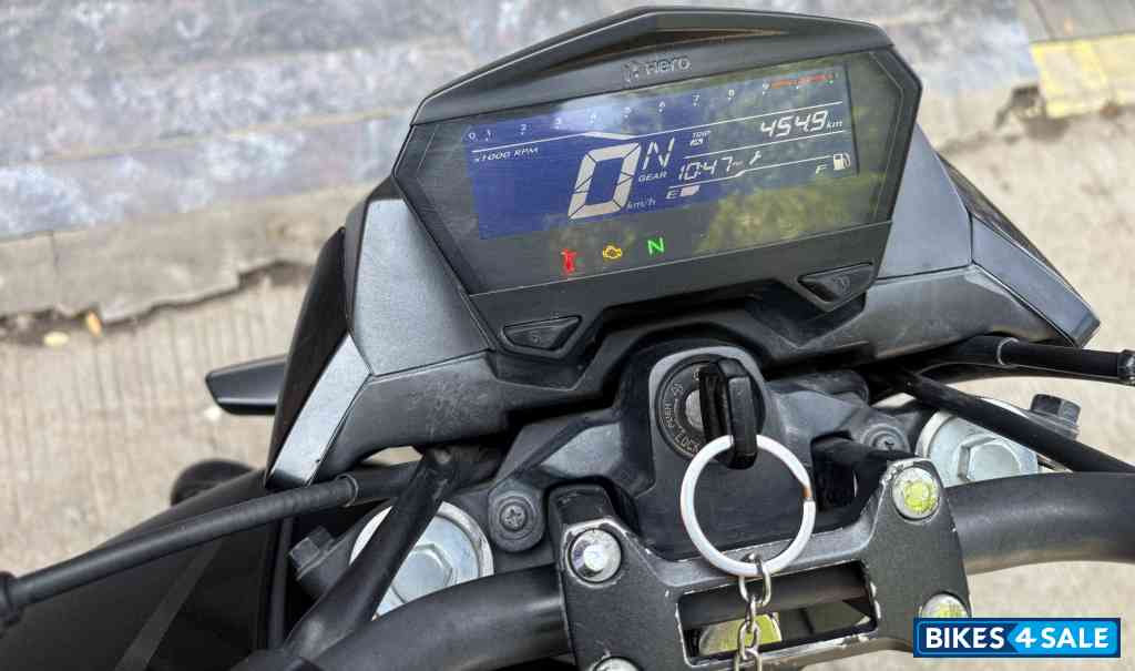 Hero Xtreme 160R Stealth Edition