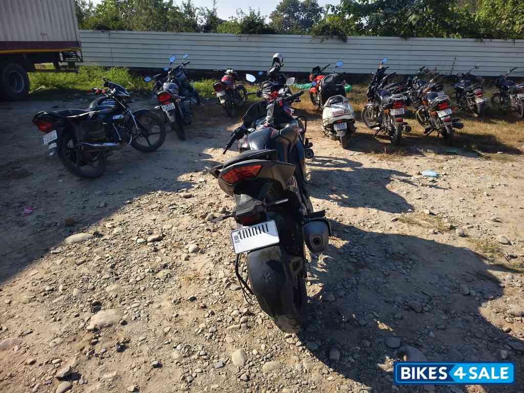 Black Hero Xtreme 200S 4V