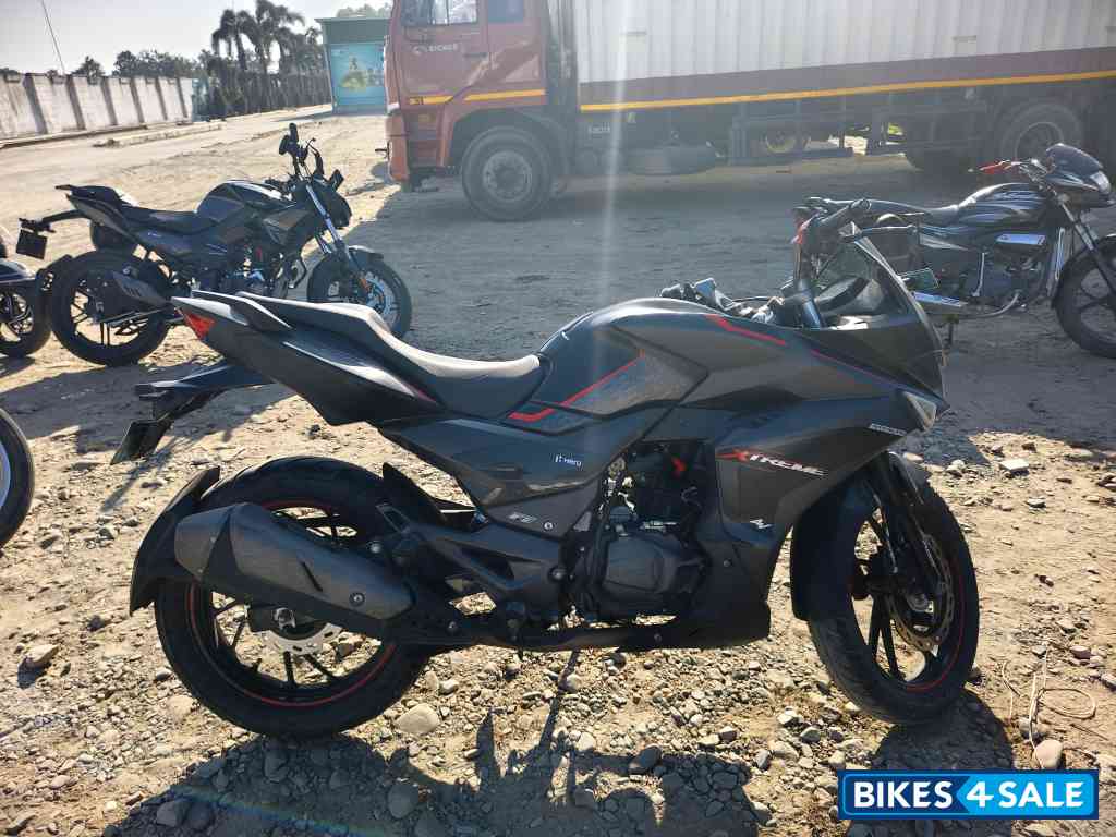 Black Hero Xtreme 200S 4V