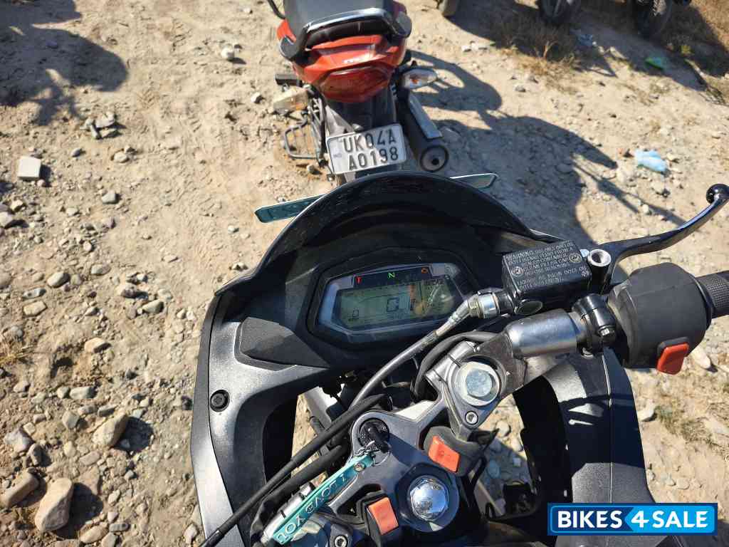 Black Hero Xtreme 200S 4V