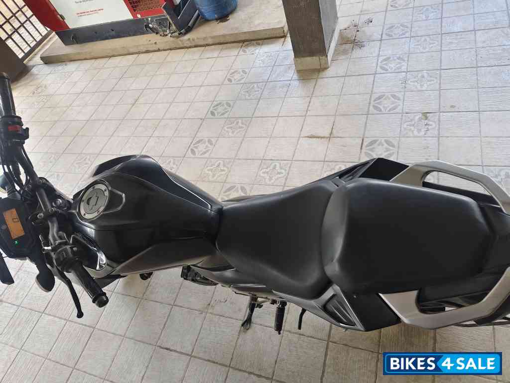 Black Yamaha FZ Black Yamaha FZ