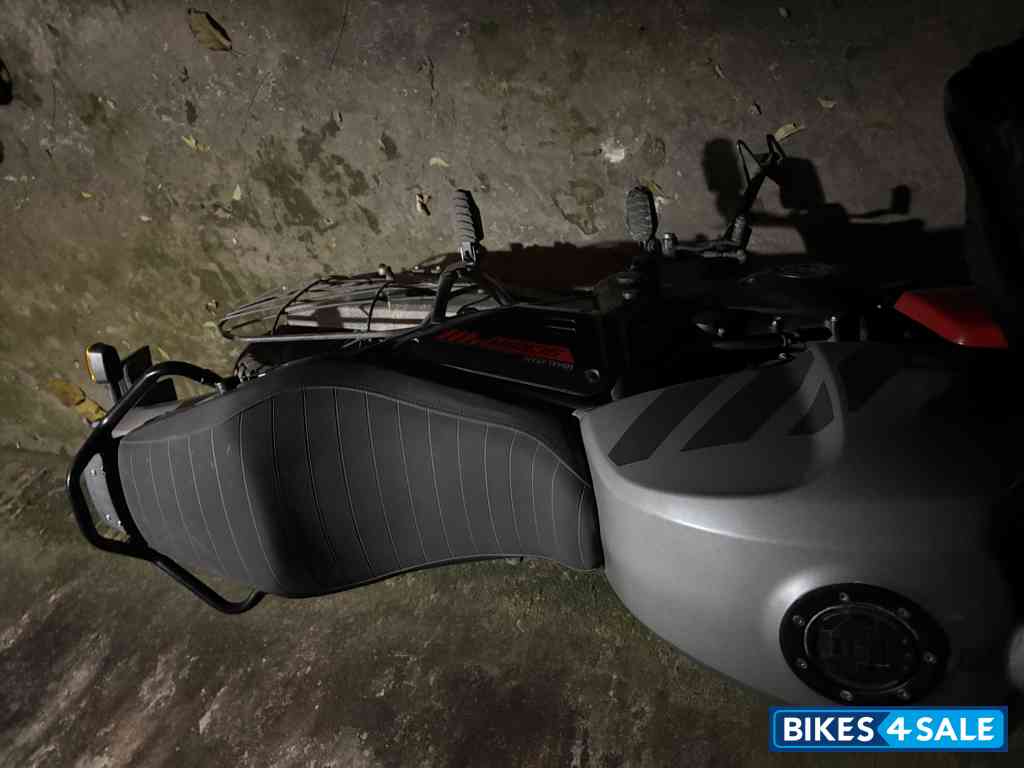 Graphite Red Royal Enfield Scram 411