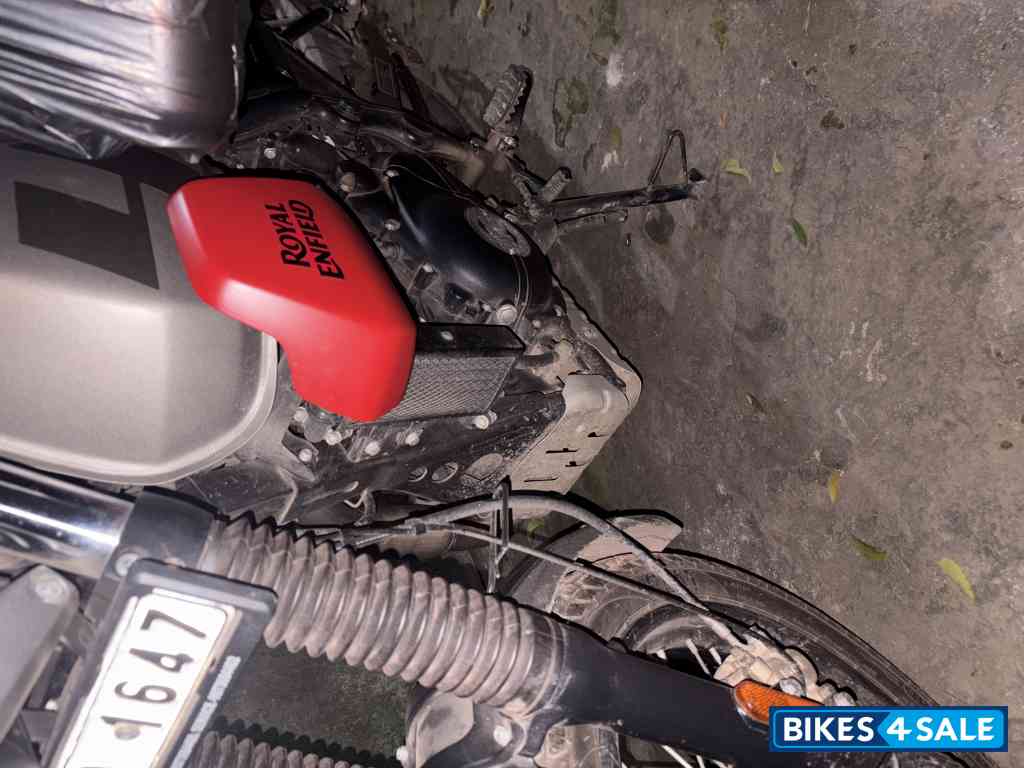 Graphite Red Royal Enfield Scram 411