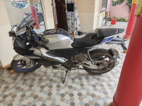 Yamaha R15 V4