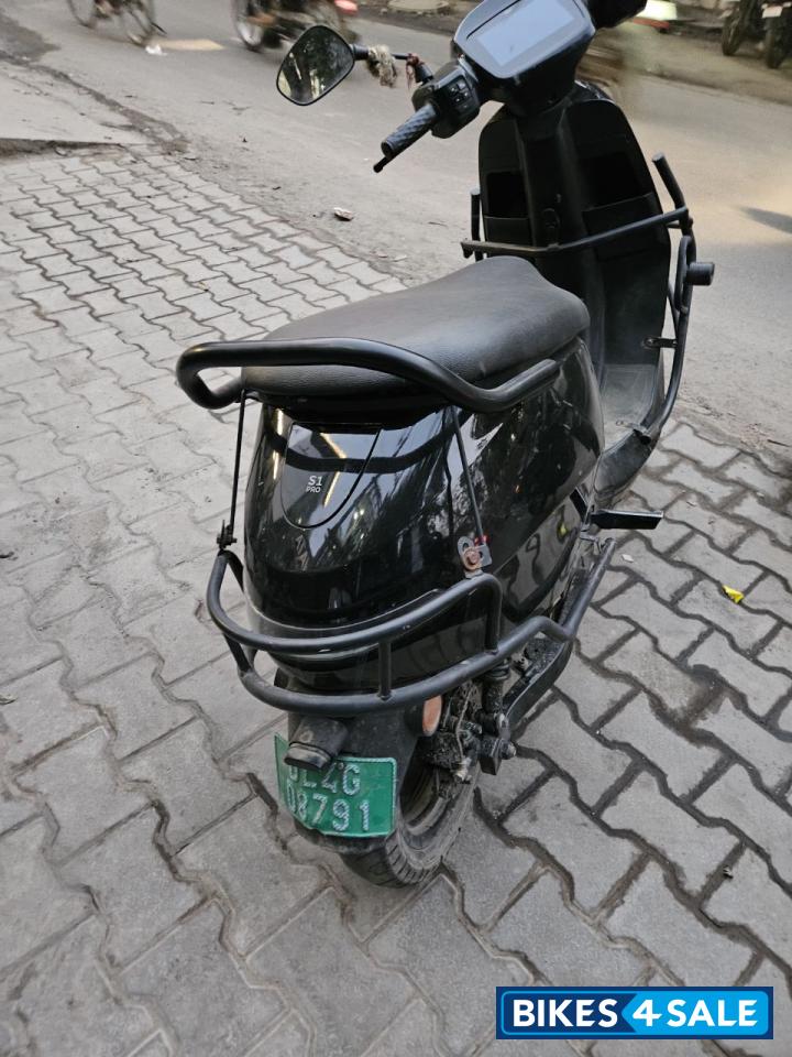 Jet Black Ola S1 Pro Gen2