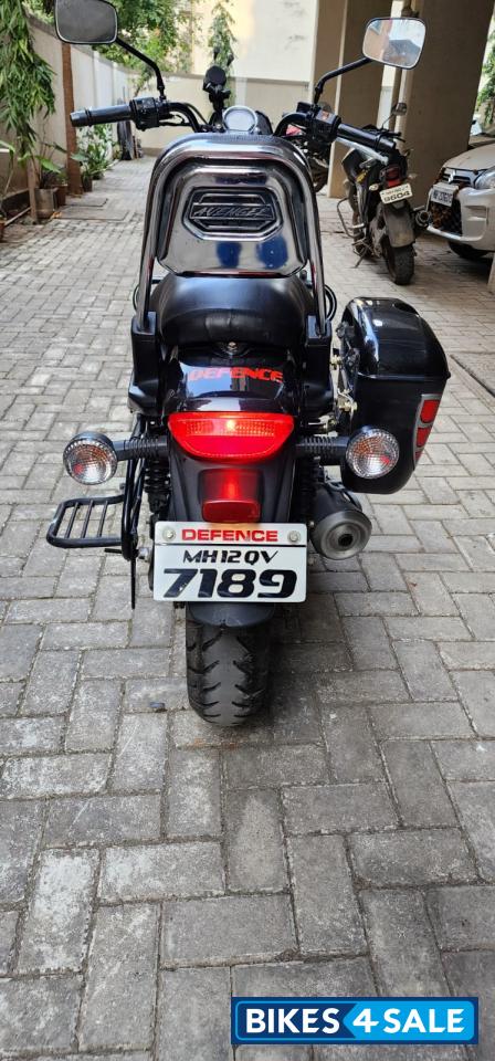 Pearl White Bajaj Avenger Street 220