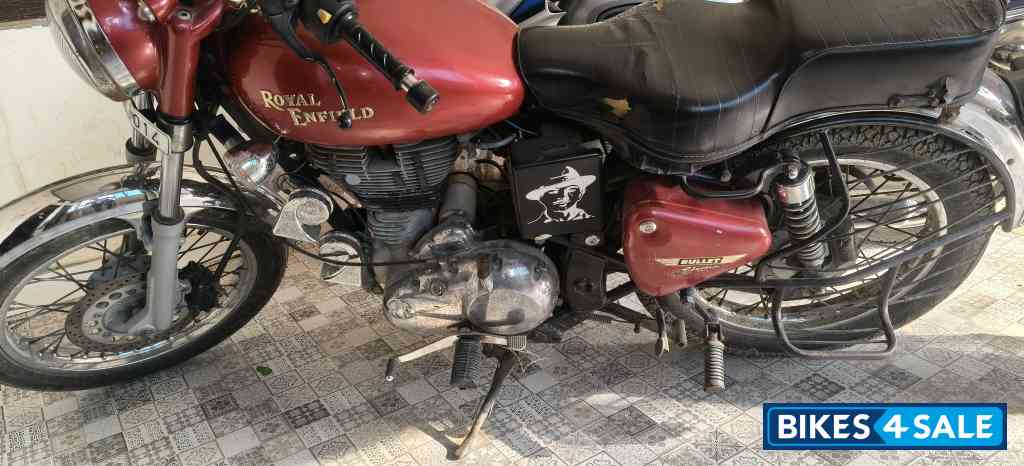 Royal Enfield Bullet 350 ES