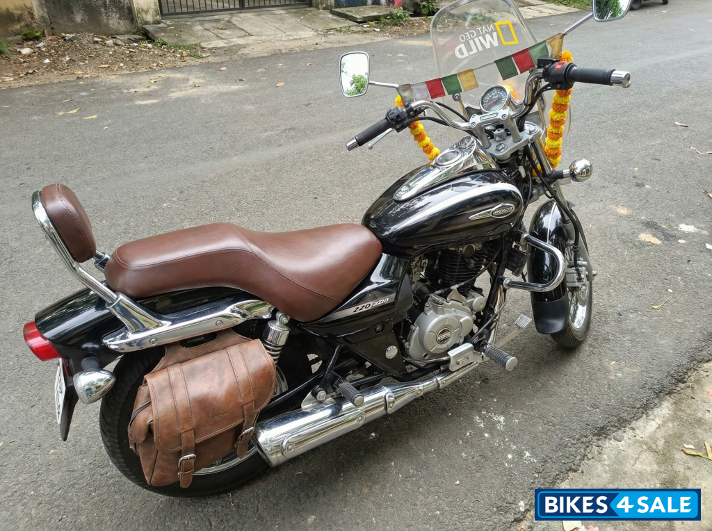 Bajaj Avenger Cruise 220